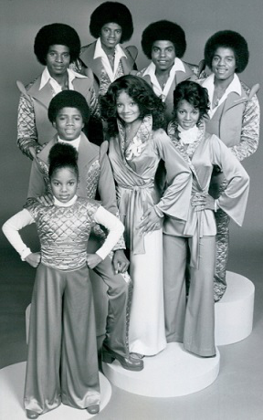 Photo of Michael Jackson as a young man with his siblings | Hobby Keeper Articles