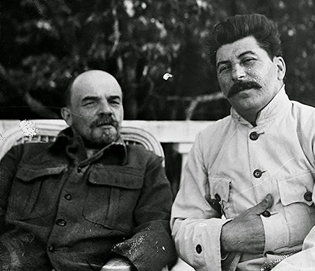 В. И. Ленин и И. В. Сталин в Горках, 1922 год | Hobby Keeper Articles