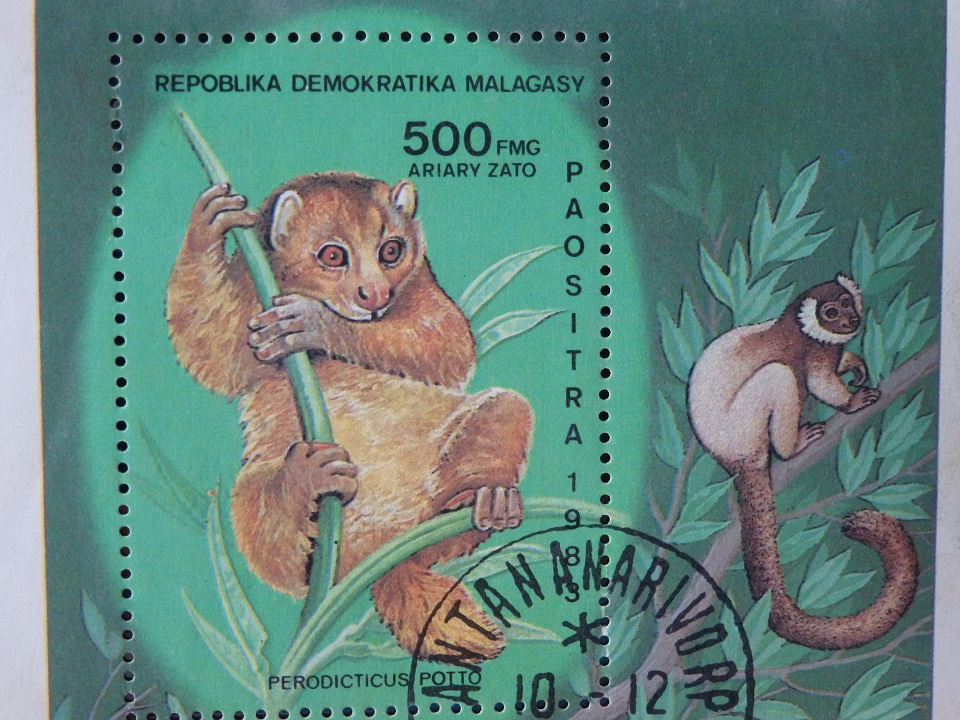 Stamp block 1983 Madagascar | Hobby Keeper Articles